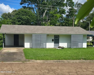 4234 Kingsroad Ave, Jackson, MS 39213