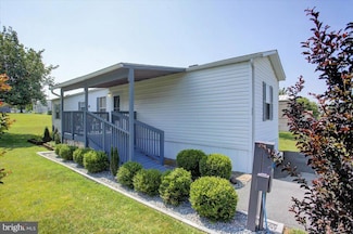 15673 Young Rd Unit 32, Greencastle, PA 17225