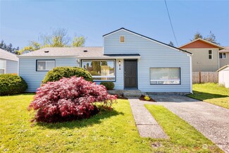 818 Violet Meadow St S, Tacoma, WA 98444
