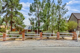 7877 Tara Ave, Las Vegas, NV 89117