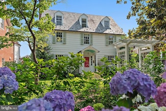 11 Southgate Ave, Annapolis, MD 21401