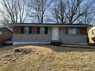 1384 Cove Ln, Saint Louis, MO 63138