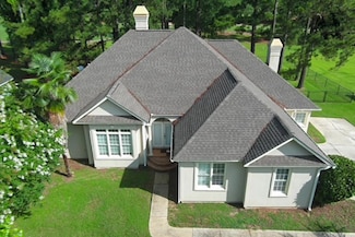 1011 River Pointe Dr, Albany, GA 31701