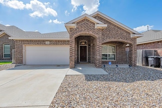 1402 Cerrillos Ave, Midland, TX 79705