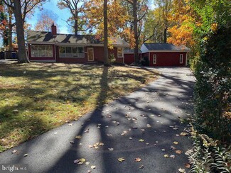 6727 S Benson Dr, Alexandria, VA 22306
