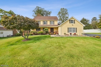 2 Castaby Way, Mount Tabor, NJ 07878