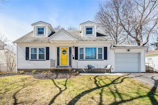 103 Drexmore Rd, Rochester, NY 14610