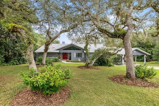 1077 SE 170th Ct, Silver Springs, FL 34488