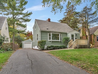 1823 Evergreen Rd, Homewood, IL 60430