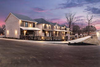 67 Holland Park W, Clarksville, TN 37043