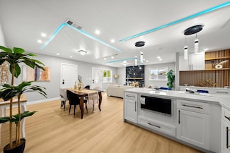 13910 Pomerado Rd, Poway, CA 92064