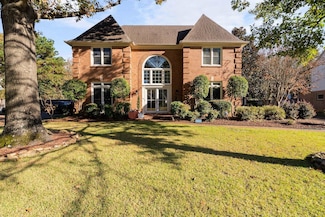 1862 River Park Dr, Germantown, TN 38139