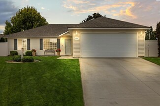 5607 Tieton Ln, Pasco, WA 99301