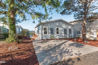 265 Hazelton Place, Depoe Bay, OR 97341