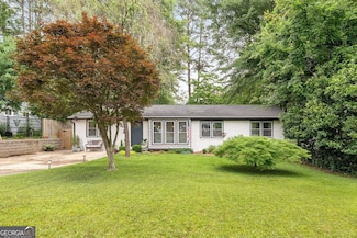 2572 Beverly Hills Dr, Atlanta, GA 30341