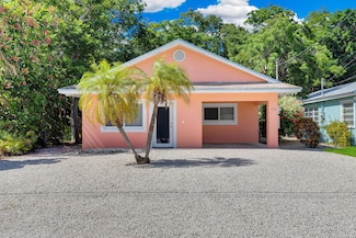 320 Sound Dr, Key Largo, FL 33037