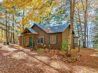 13622 Huttons Tr, Lac Du Flambeau, WI 54538