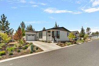 63827 Ranch Village Dr Unit 32, Bend, OR 97701