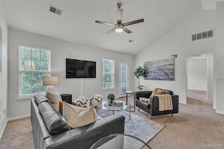 592 Olde English Cir, Howell, MI 48855