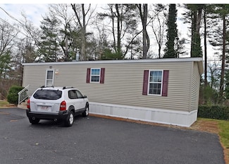 8 Swifts Beach Rd Unit 33, Wareham, MA 02571