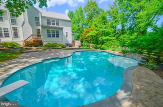 6005 Traceys Landing Rd, Tracys Landing, MD 20779