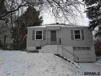 3336 N 57th St, Omaha, NE 68104