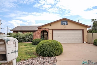 305 Merrill Dr, Clovis, NM 88101