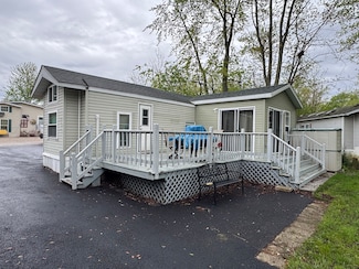 93 Fossil Ridge Rd, Wilmington, IL 60481