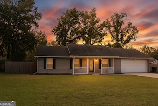 102 W Victoria Blvd, Kingsland, GA 31548