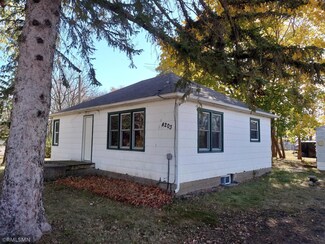 4203 112th St NW, Maple Lake, MN 55358