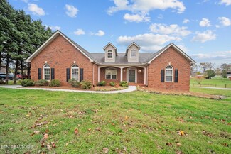 2212 Steven Dr, Knoxville, TN 37938