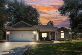 2415 Aquarius Dr, Chipley, FL 32428