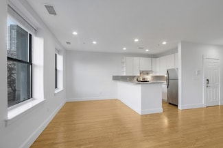 140 Boylston St Unit 11, Boston, MA 02116