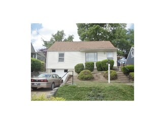 1317 25th St NE, Canton, OH 44714