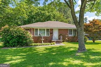 1070 Elaine Dr, Forest Park, GA 30297