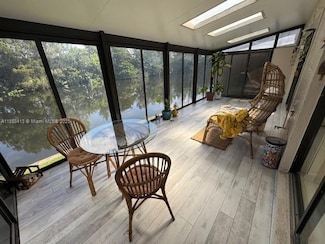 9709 N New River Canal Rd Unit 207, Plantation, FL 33324