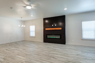 1115 N 7th St, Wolfforth, TX 79382