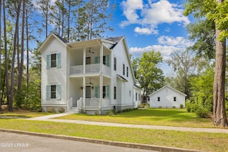 37 Park Square S, Beaufort, SC 29907
