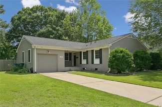 398 Flint Dr, Newport News, VA 23602
