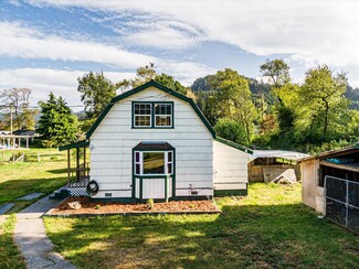 6848 California 36, Carlotta, CA 95528