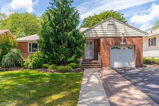 878 Madison Ave, Rahway, NJ 07065