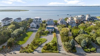 846 Dune Rd, Westhampton Beach, NY 11978