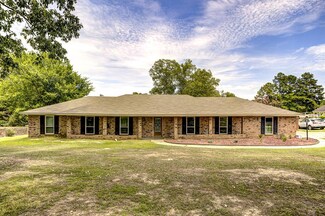 804 Newitt Vick Dr, Vicksburg, MS 39183