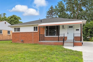 1418 W 13 Mile Rd, Royal Oak, MI 48073