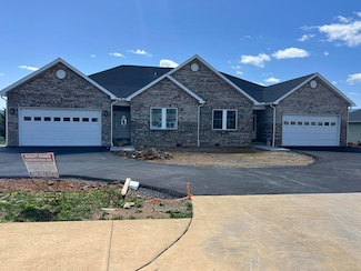 79 Meriwether Cir, Stuarts Draft, VA 24477