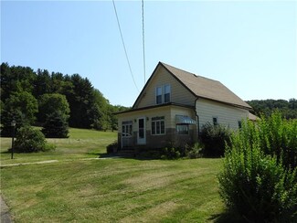 207 Kittanning St, Chicora, PA 16025