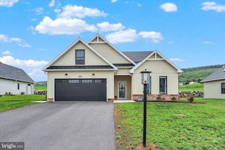 4697 Range Runner Dr, Guilford Township, PA 17222
