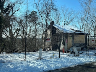 52 Clubhouse Dr, Rocky Point, NY 11778