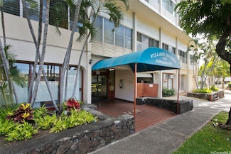 1535 Pensacola St Unit 205, Honolulu, HI 96822