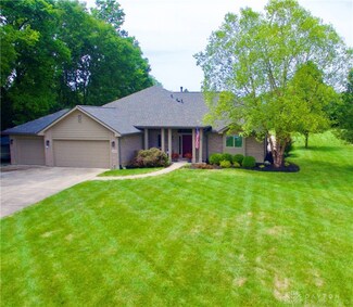 7117 Quarterhorse Dr, Springboro, OH 45066